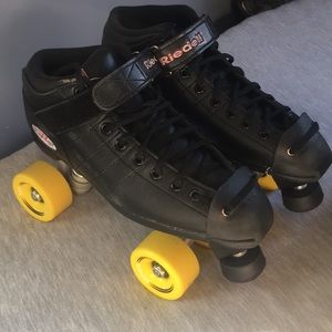 Riedell derby skates